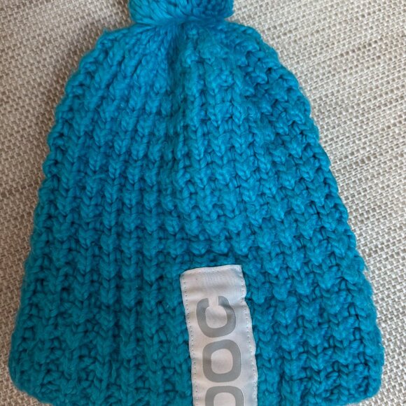 POC knit blue hat - Picture 4 of 5